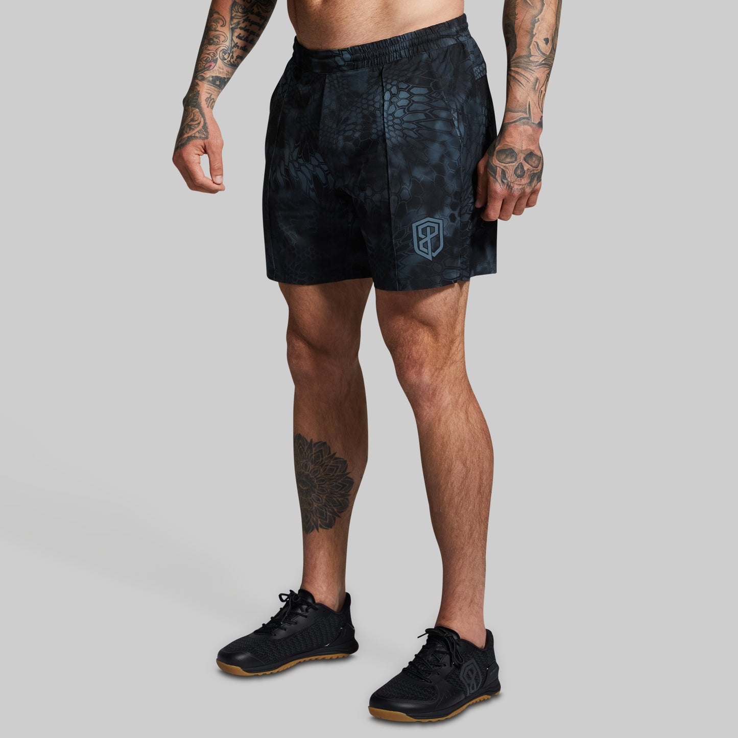 Versatile Short W/ Compression 7" (Typhon)