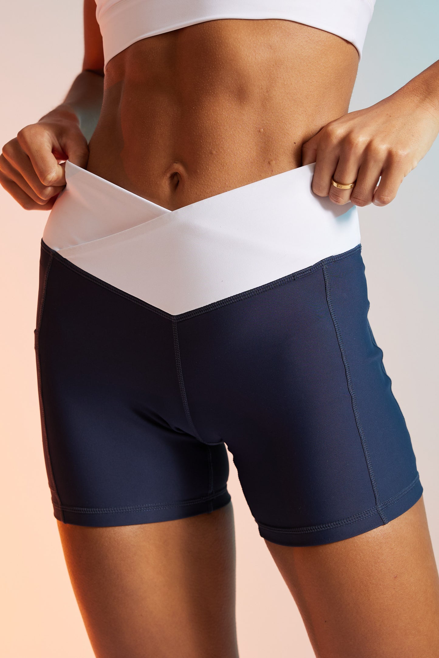VOXY 5" Short V-Cut (Navy)