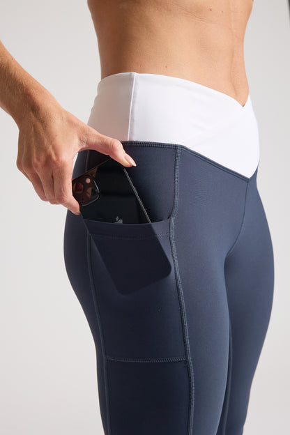 VOXY Leggings (Navy V-Cut)
