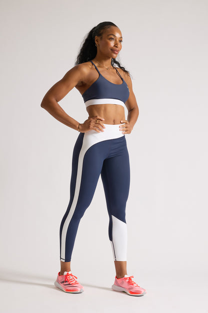 VOXY Leggings (White Stripe)